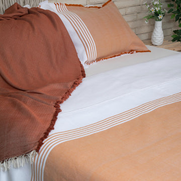 Taji Coverlet TA30