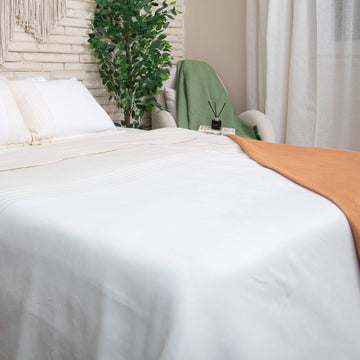 Taji Coverlet TA29