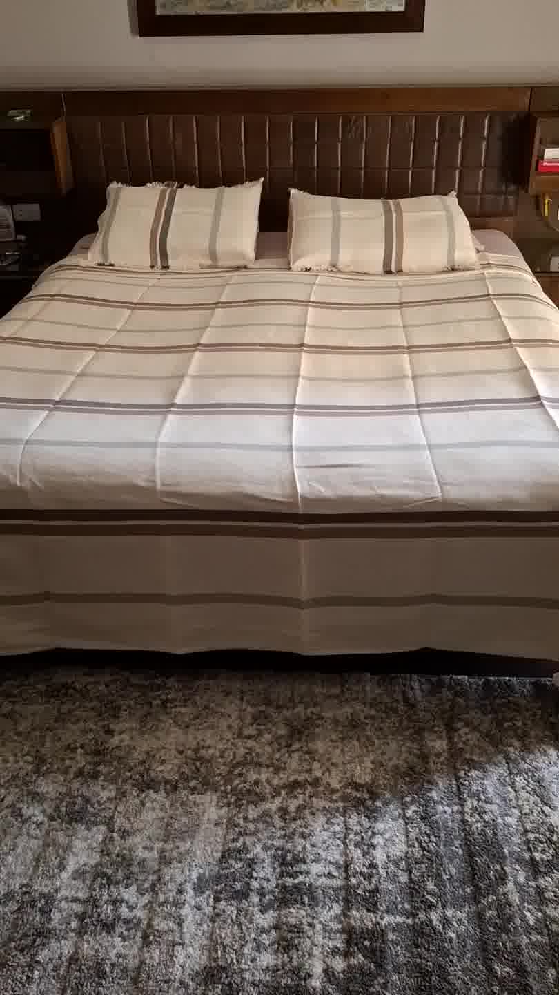Taji Handmade Cotton Coverlet TA8