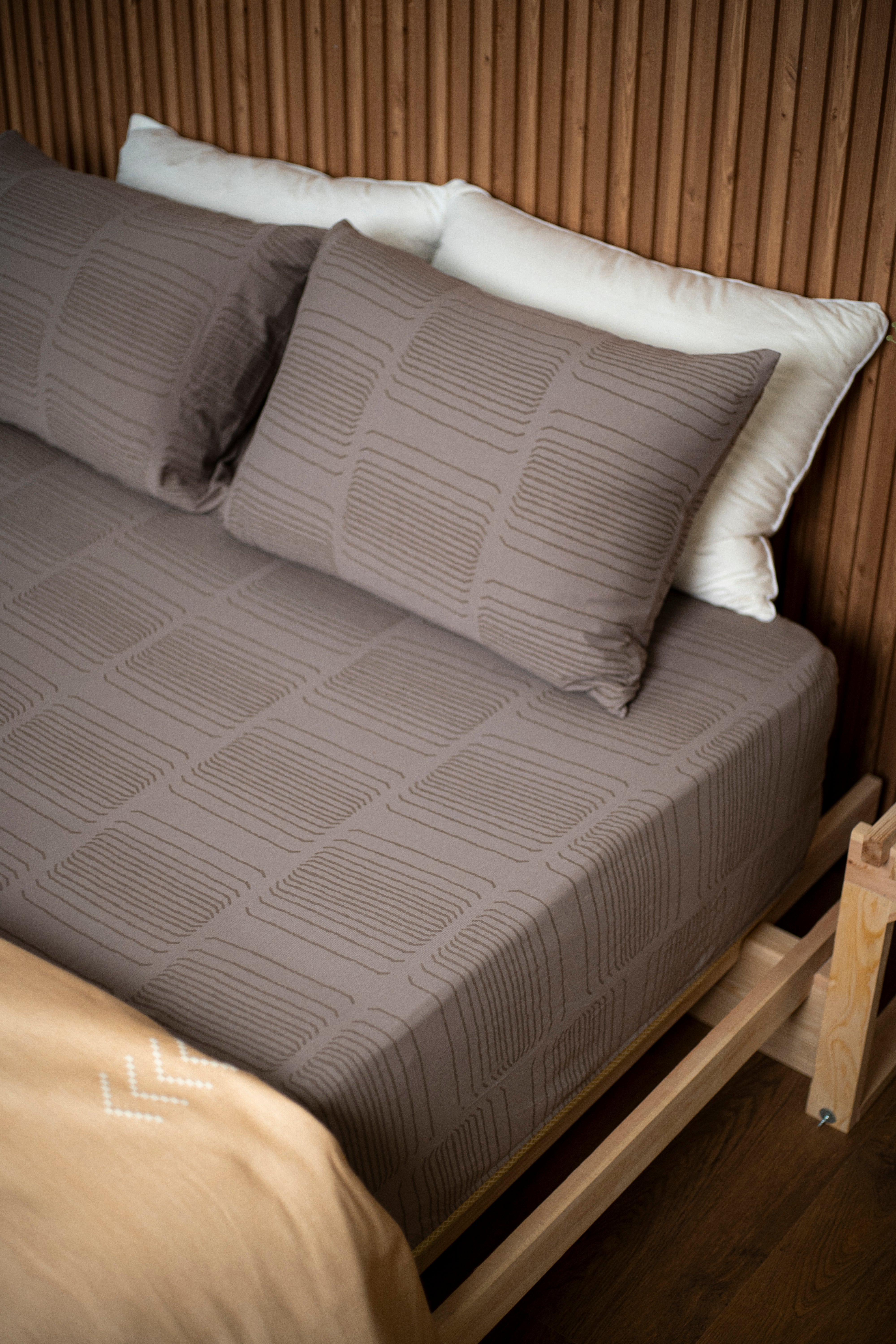 Jersy Fitted Sheet + Pillowcases