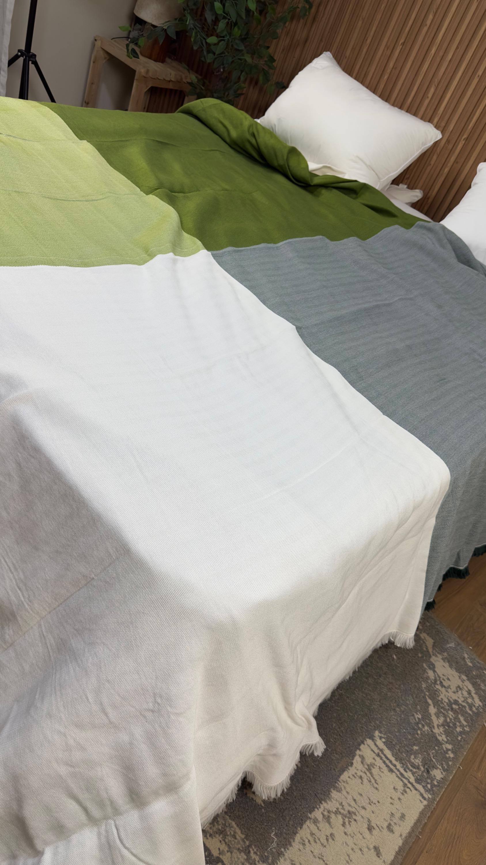 Taji Handmade Cotton Coverlet TA64