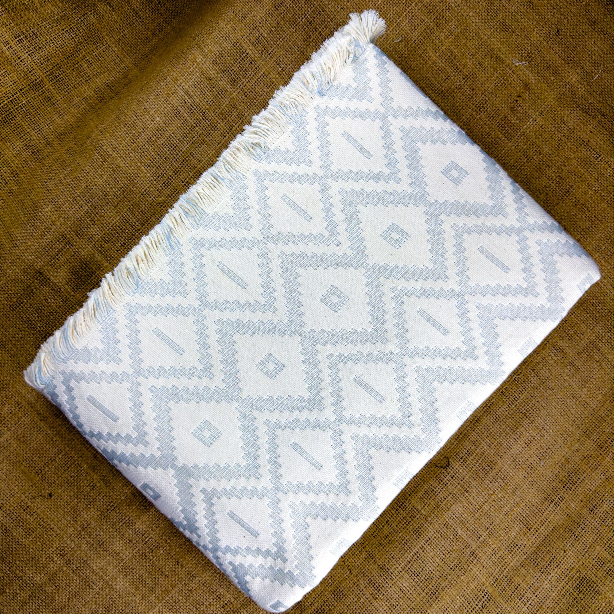 Atlas AT12 Coverlet