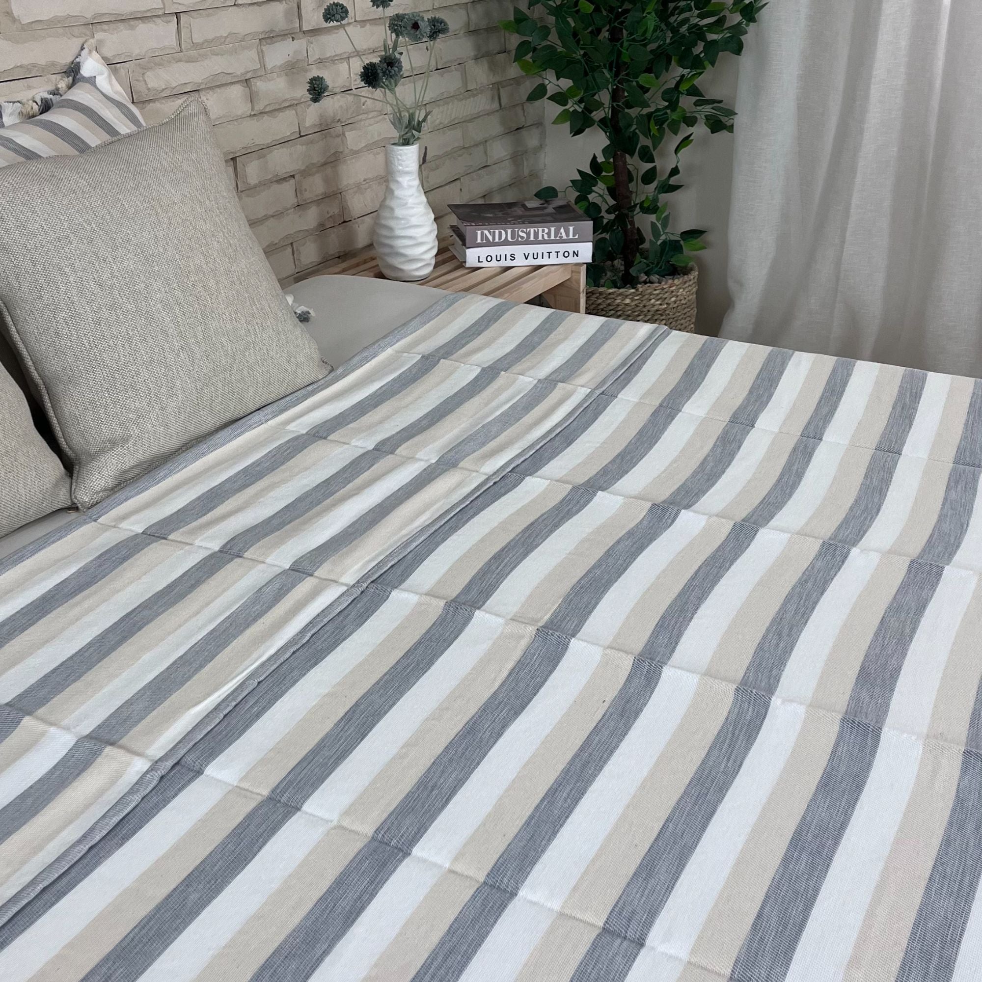 Taji Handmade Cotton Coverlet TA22