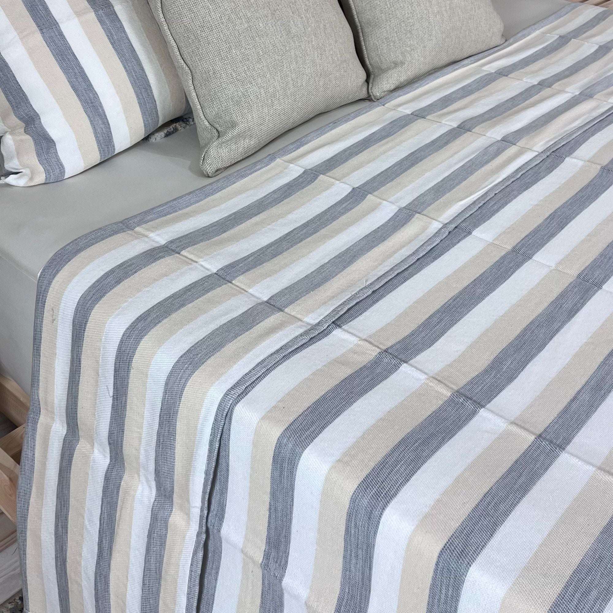 Taji Handmade Cotton Coverlet TA22