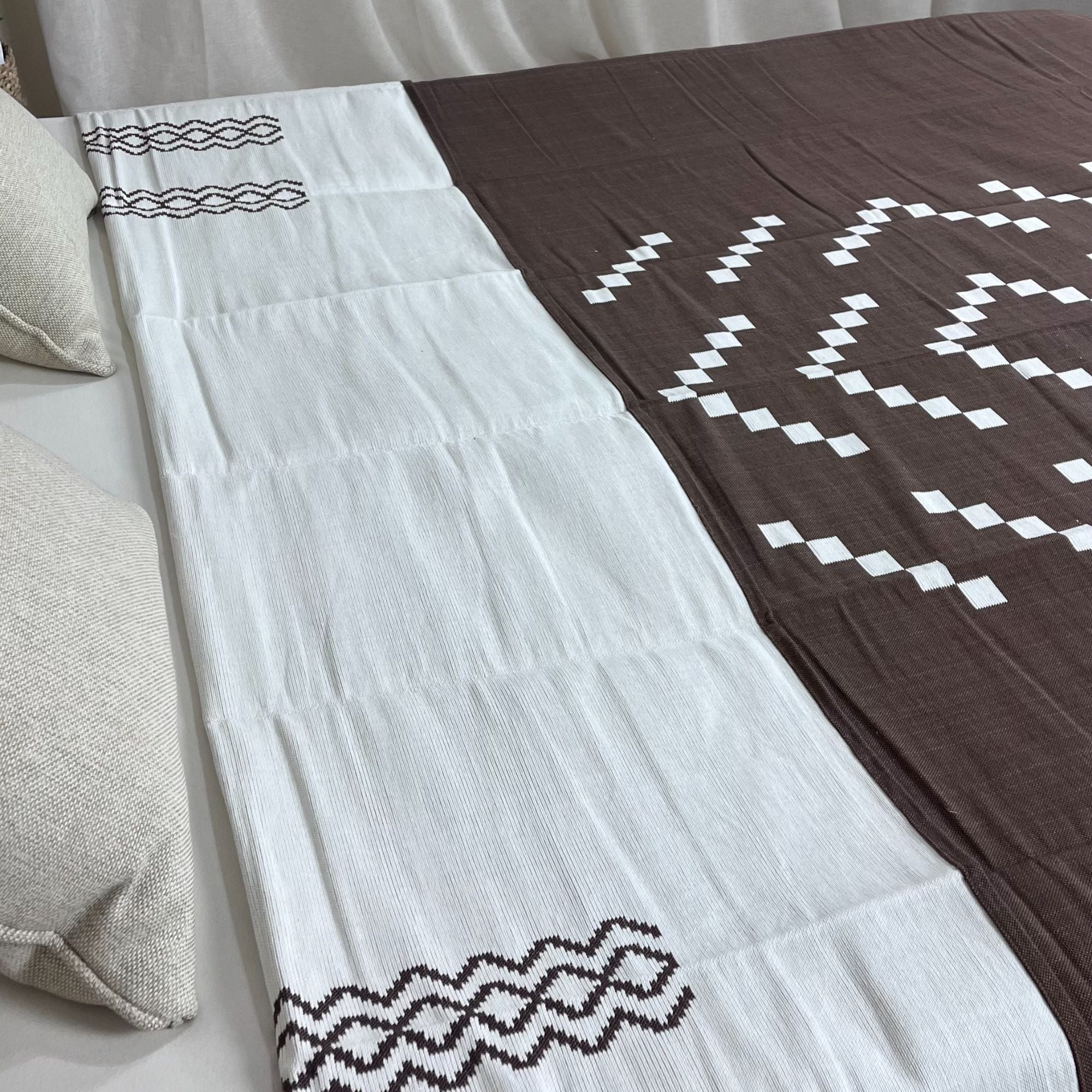 Kinar Handmade Cotton Coverlet KN13
