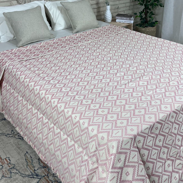 Atlas Coverlet AT31
