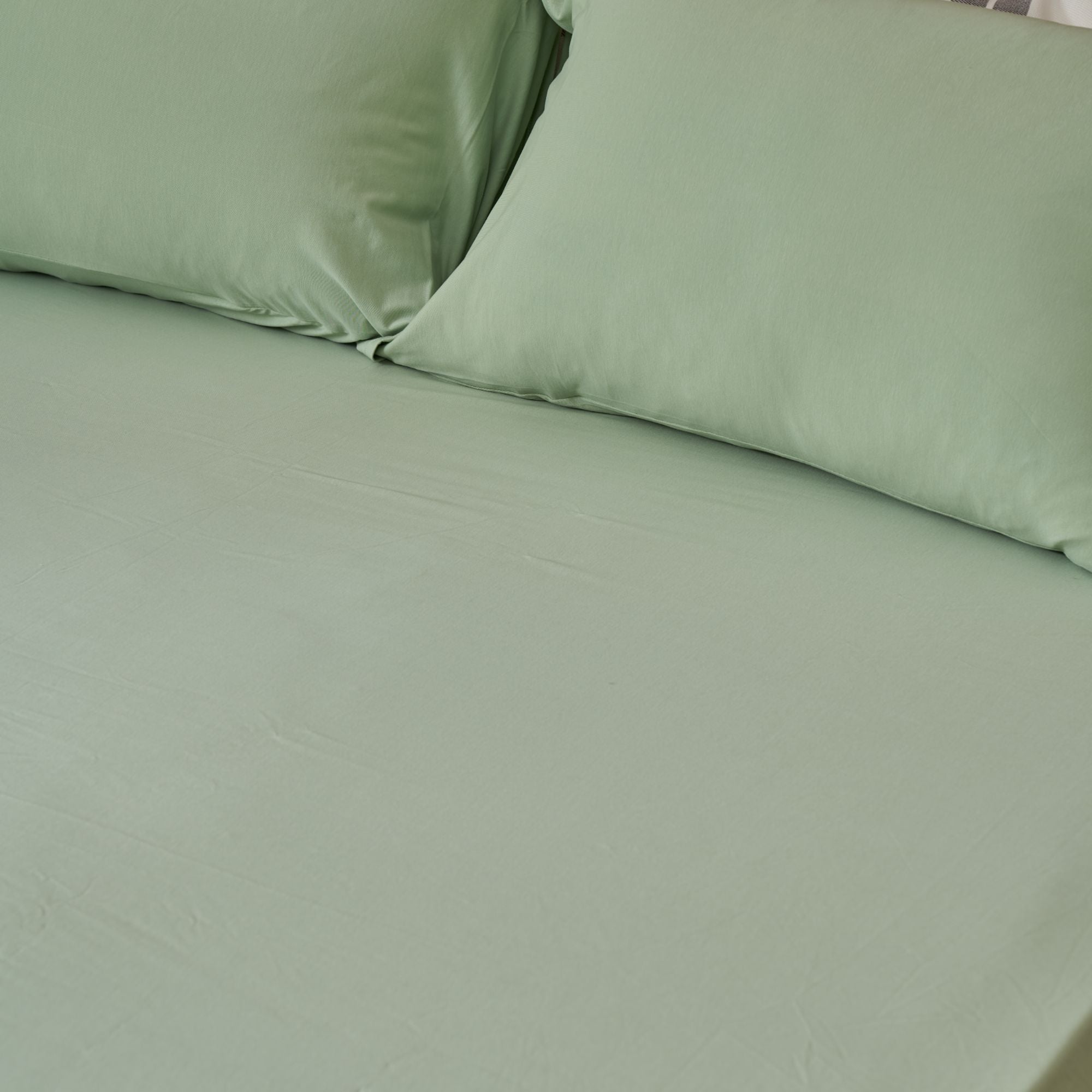 Jersy Fitted Sheet + Pillowcases