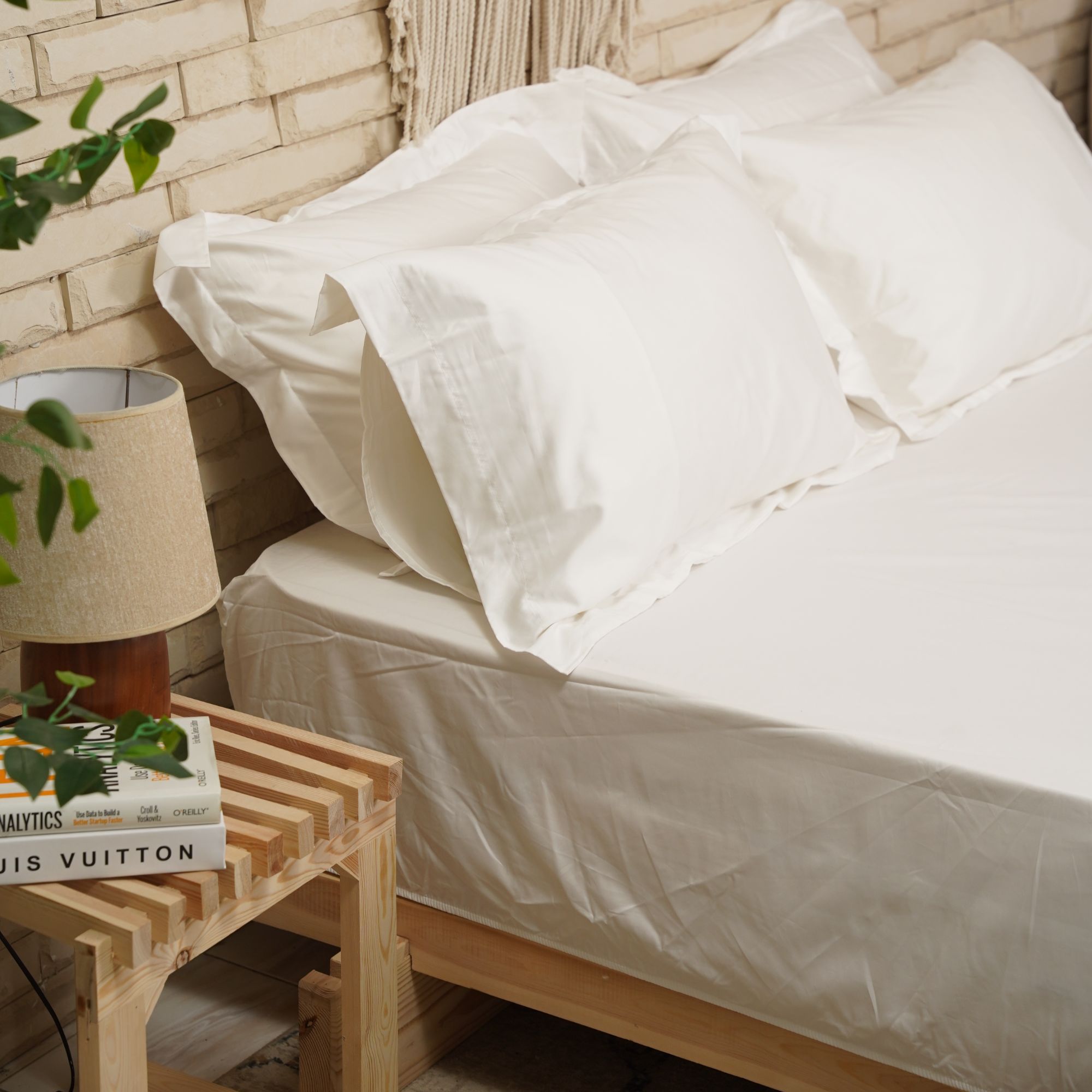 Sateen Fitted Sheet + Pillowcases (600TC)