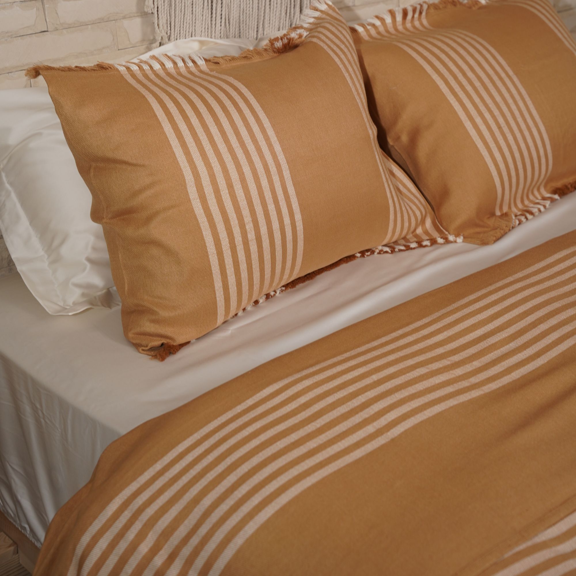 Taji Handmade Cotton Coverlet TA40