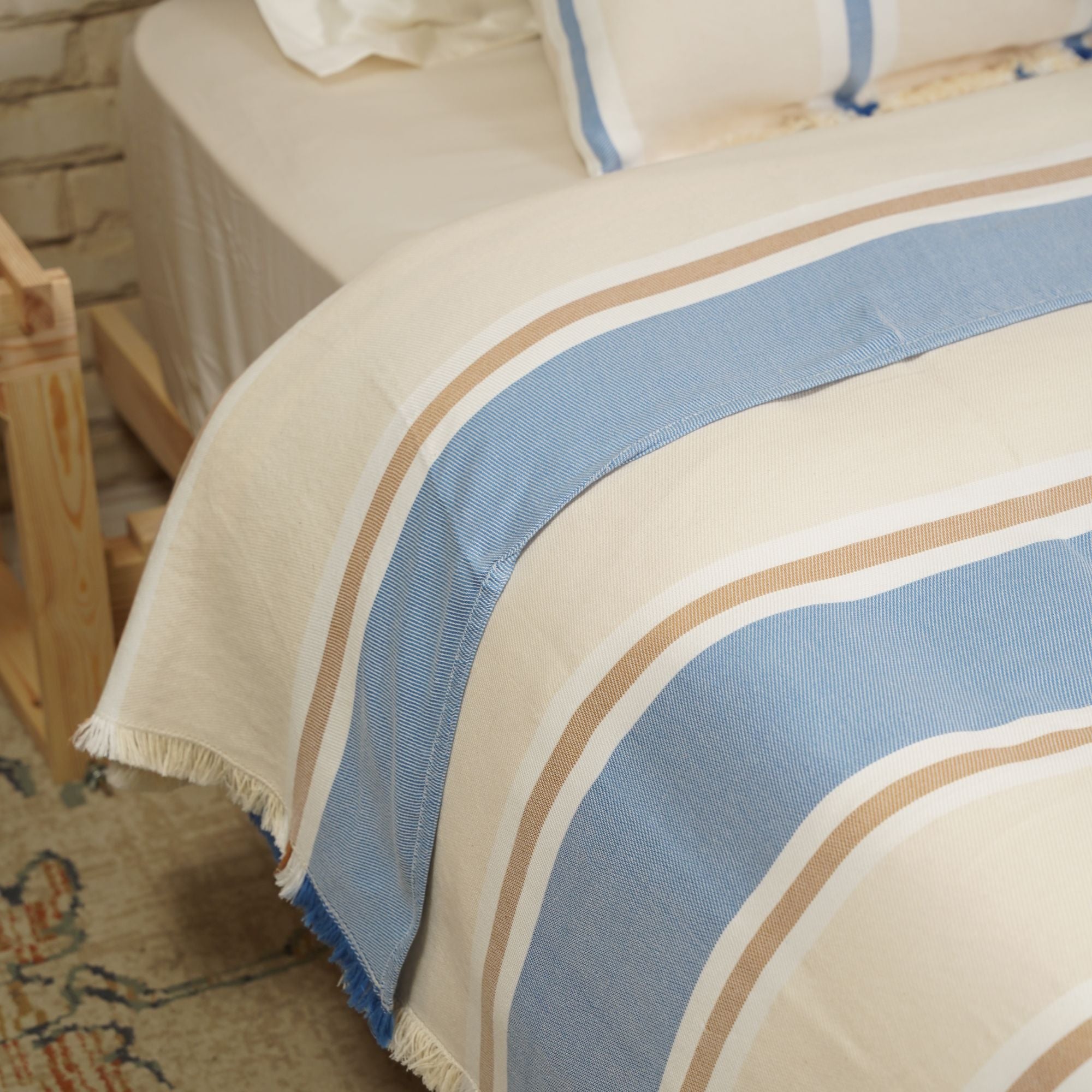 Taji Handmade Cotton Coverlet TA35