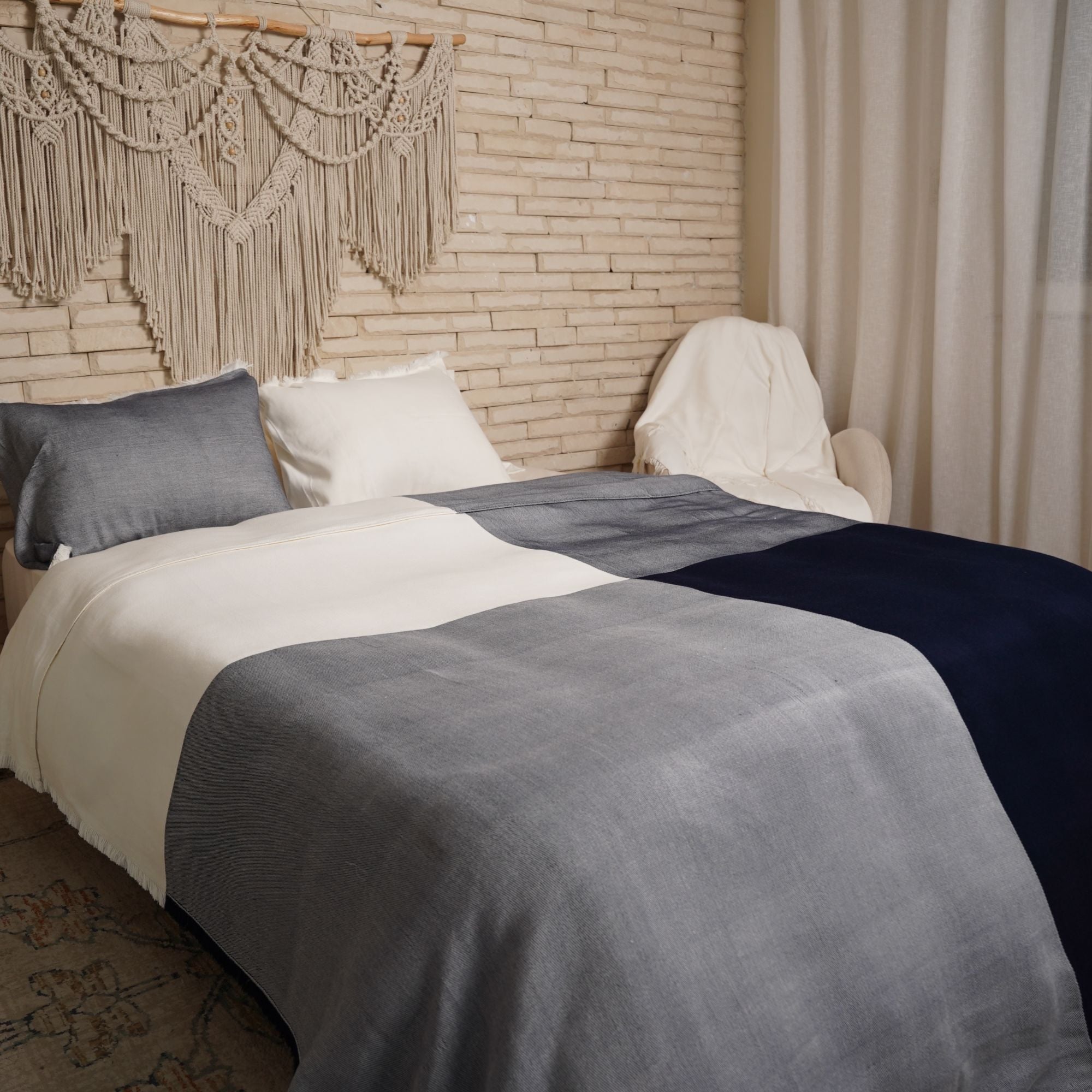 Taji Handmade Cotton Coverlet TA27