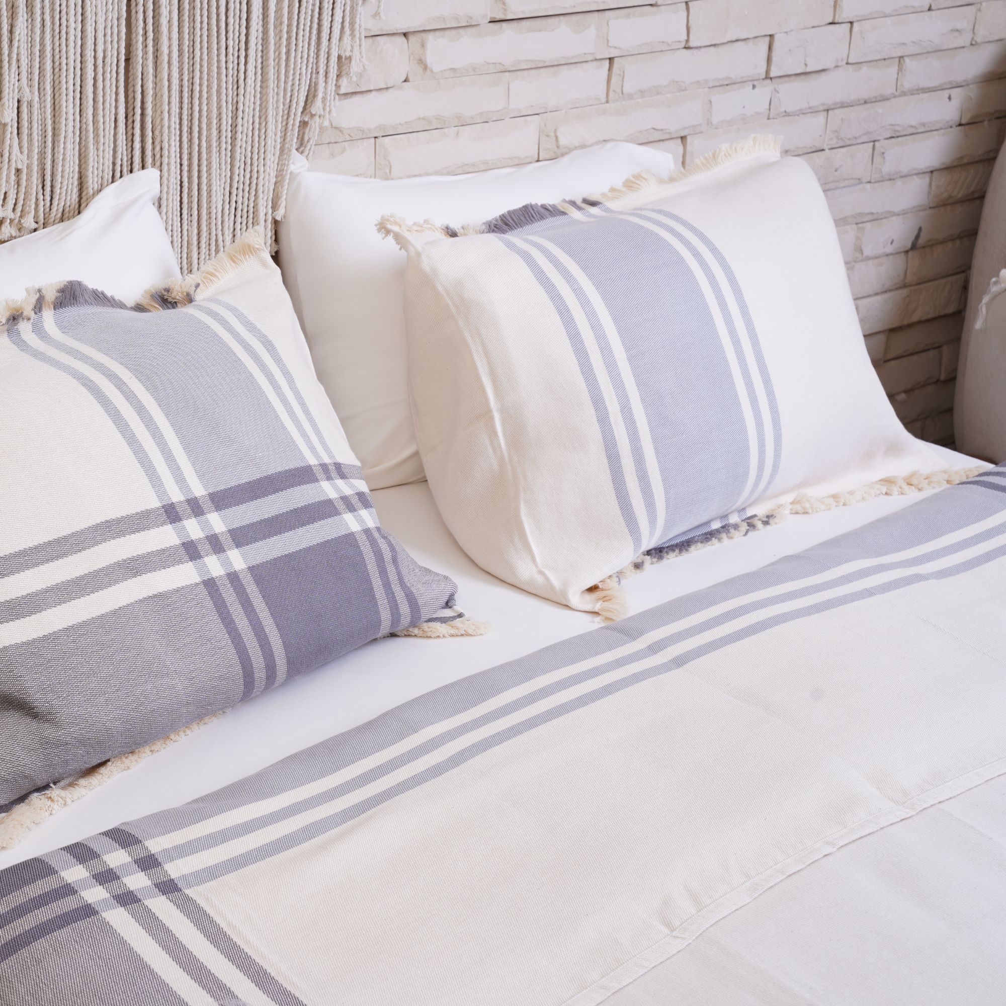 Taji Handmade Cotton Coverlet TA20