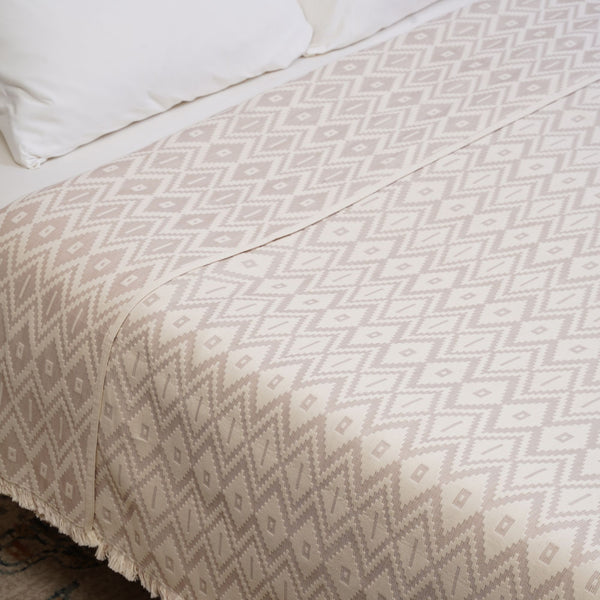 Atlas AT7 Coverlet