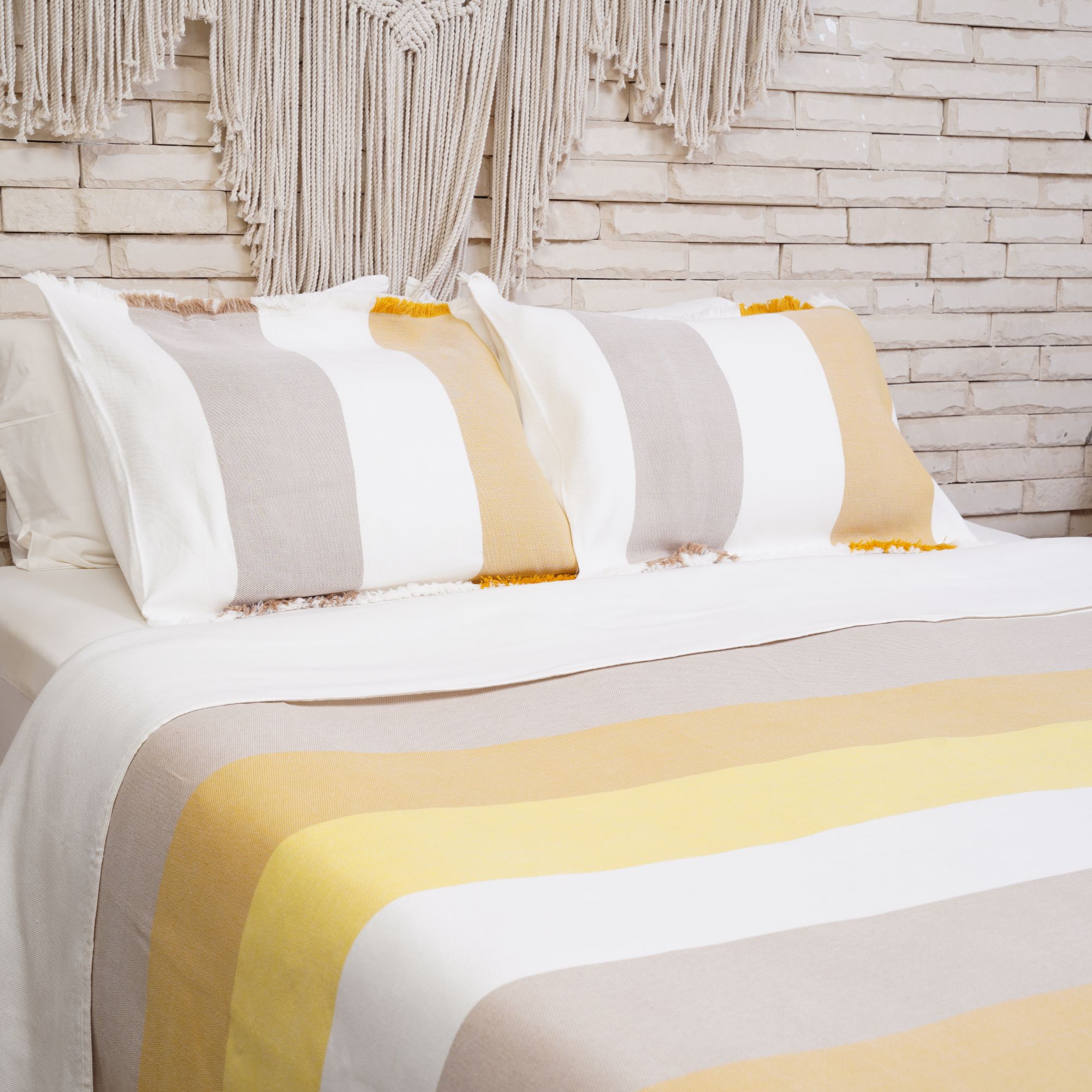 Taji Handmade Cotton Coverlet TA3