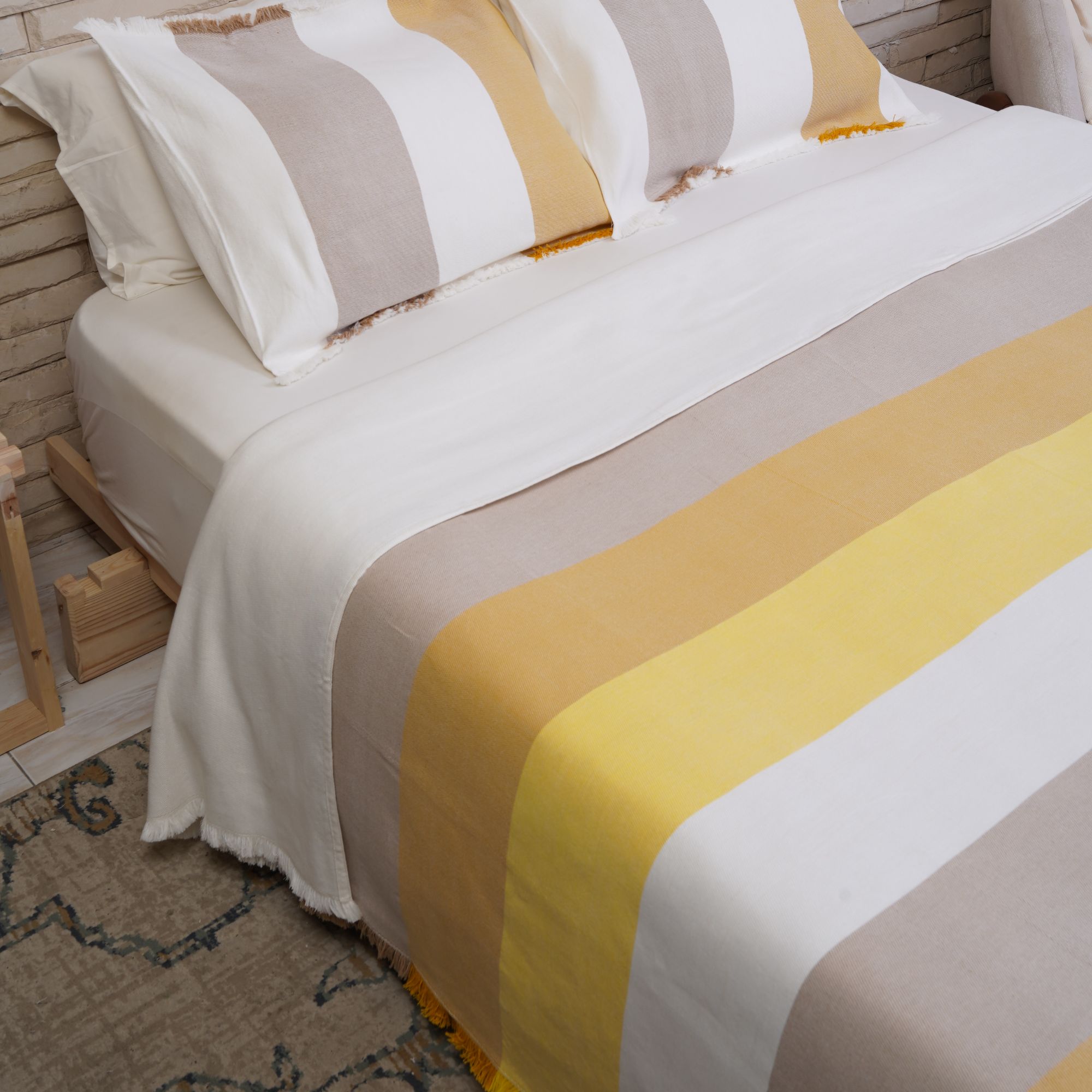 Taji Handmade Cotton Coverlet TA3