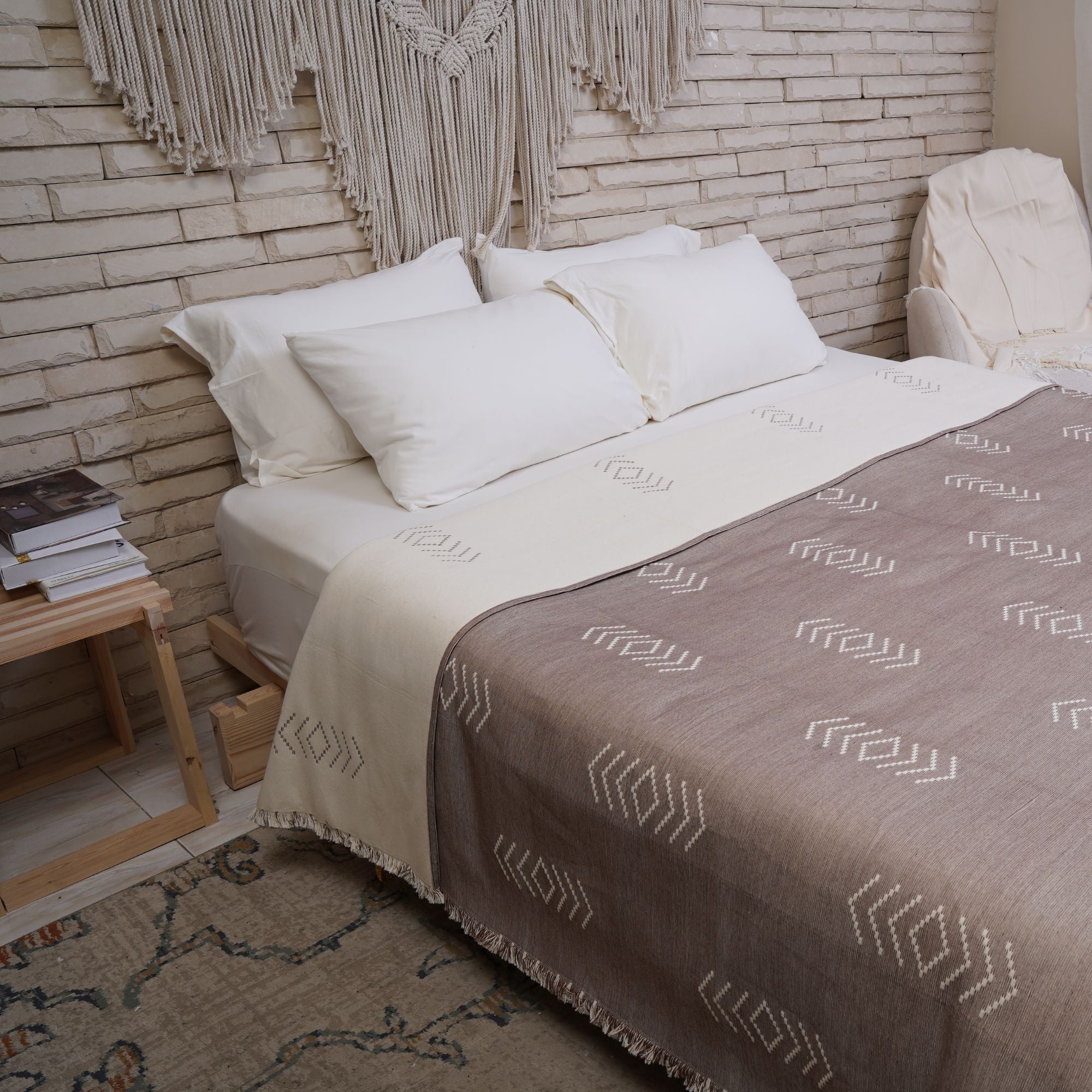 Kinar Handmade Cotton Coverlet KN14