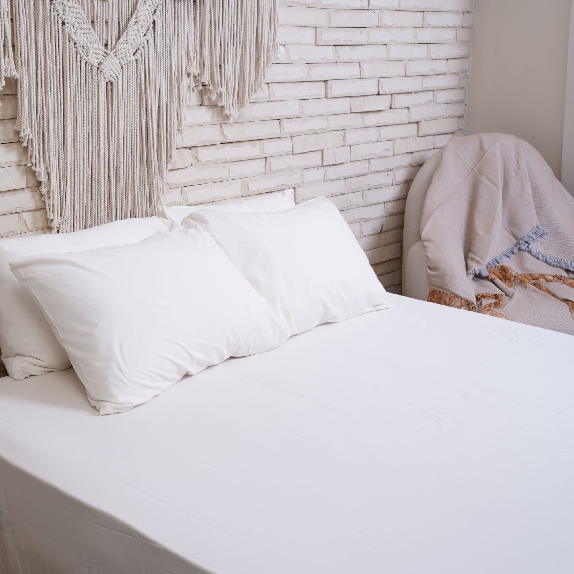 Percale Fitted Sheet + Pillowcases (600TC)