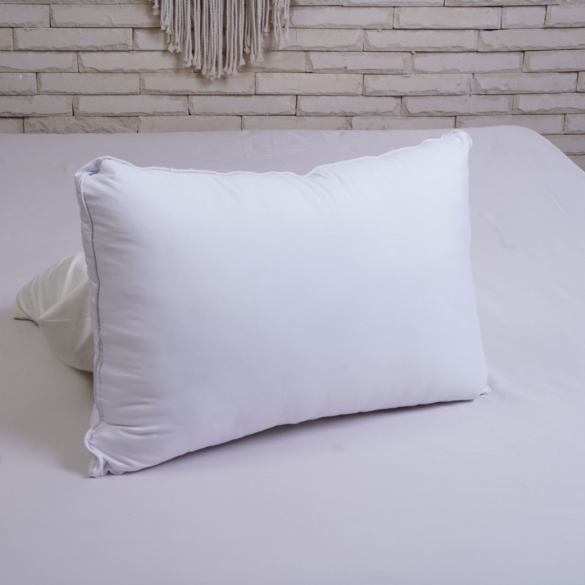 Luxury Hotel-Grade Microfiber Pillow