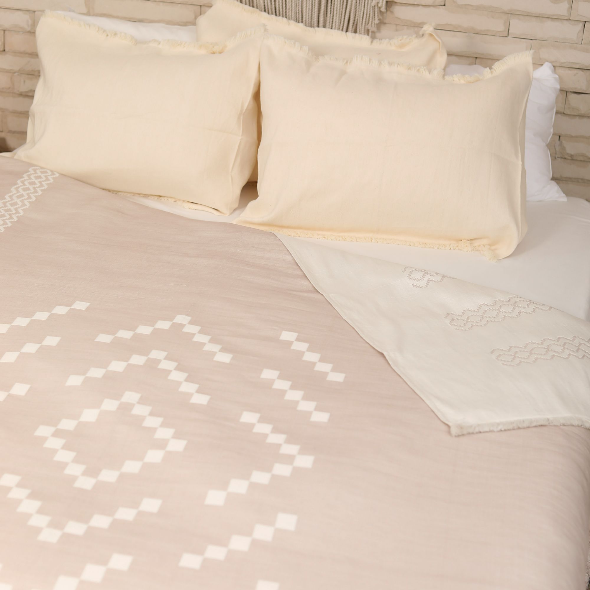 Kinar Handmade Cotton Coverlet KN1