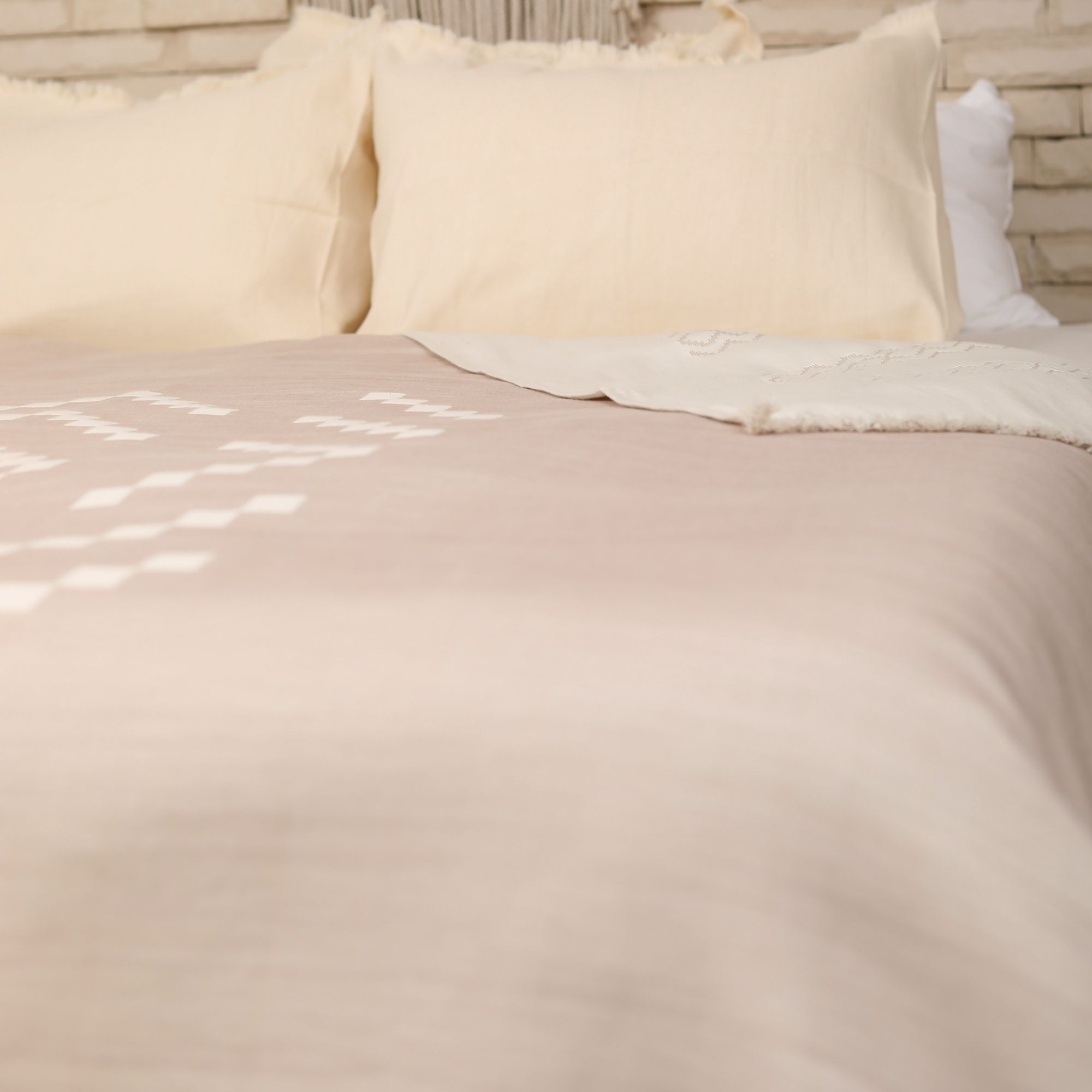 Kinar Handmade Cotton Coverlet KN1