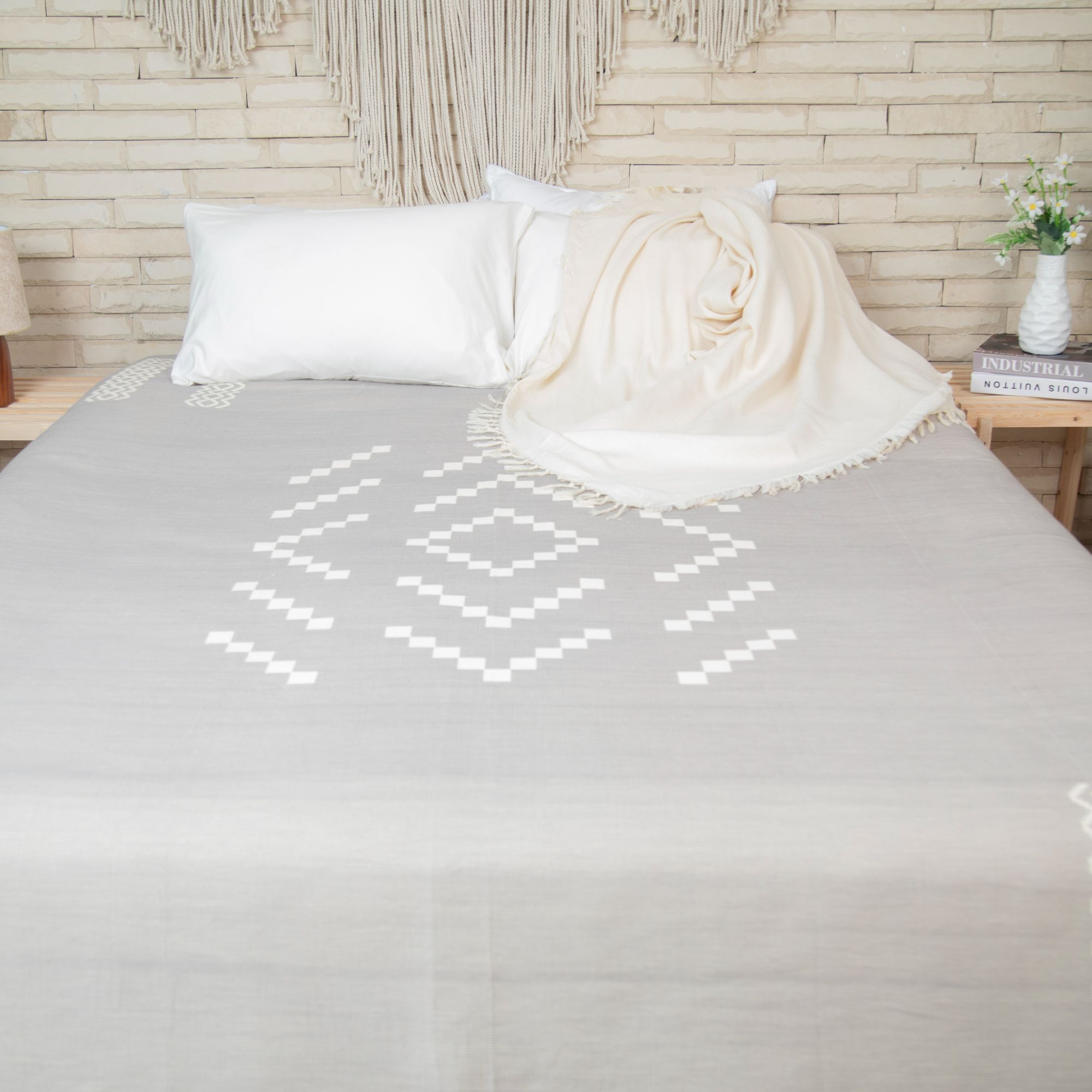 Kinar Handmade Cotton Coverlet KN12