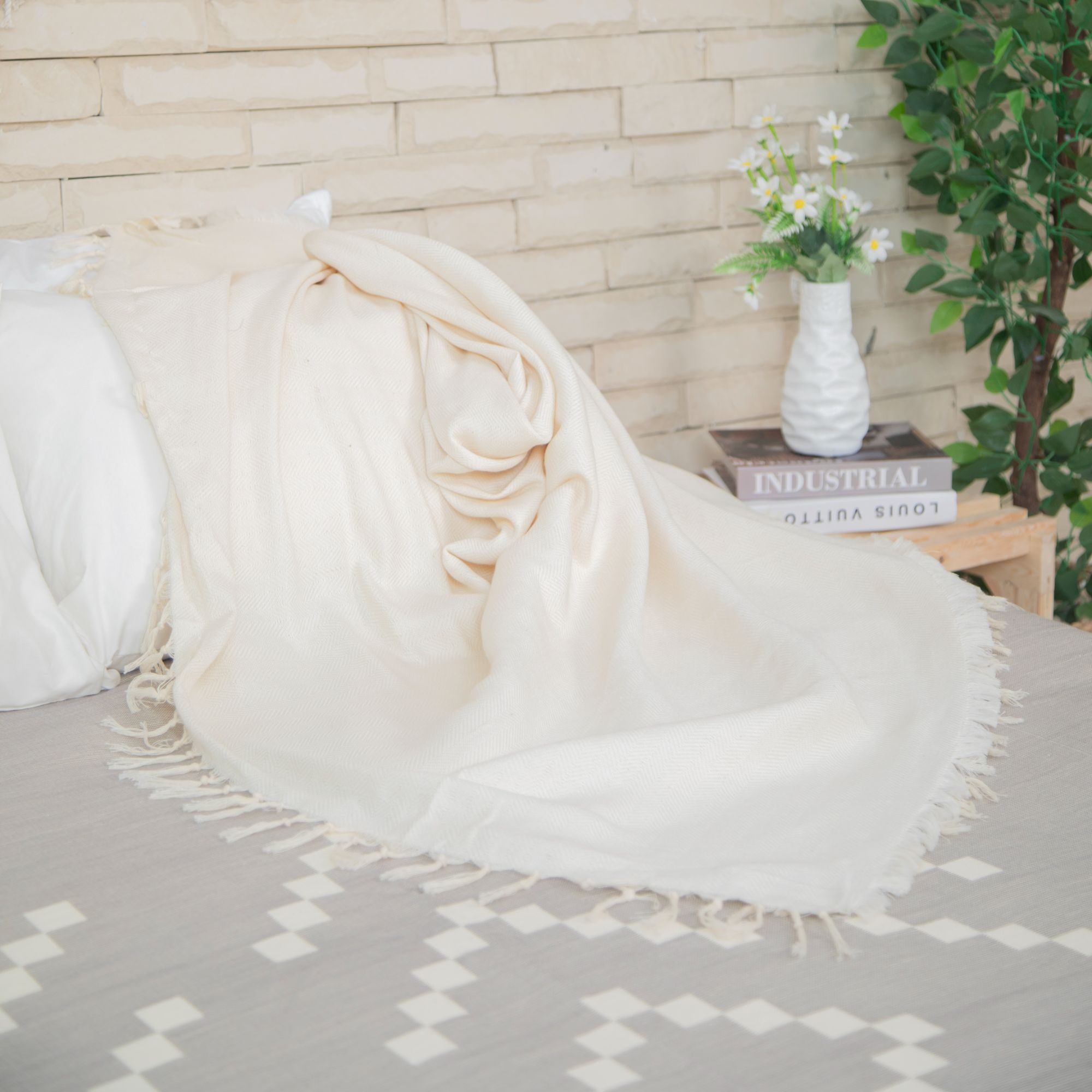Kinar Handmade Cotton Coverlet KN12