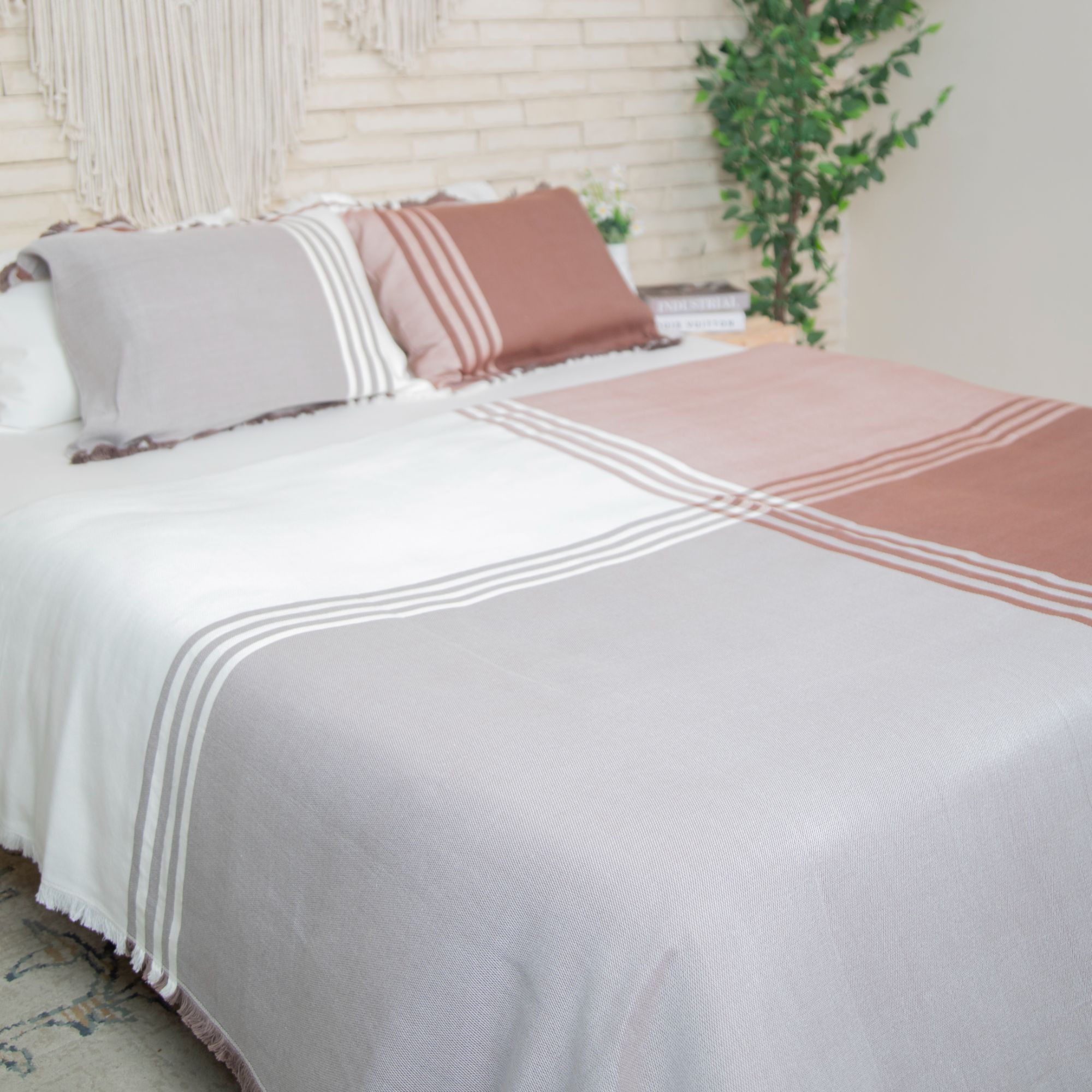 Taji Handmade Cotton Coverlet TA7