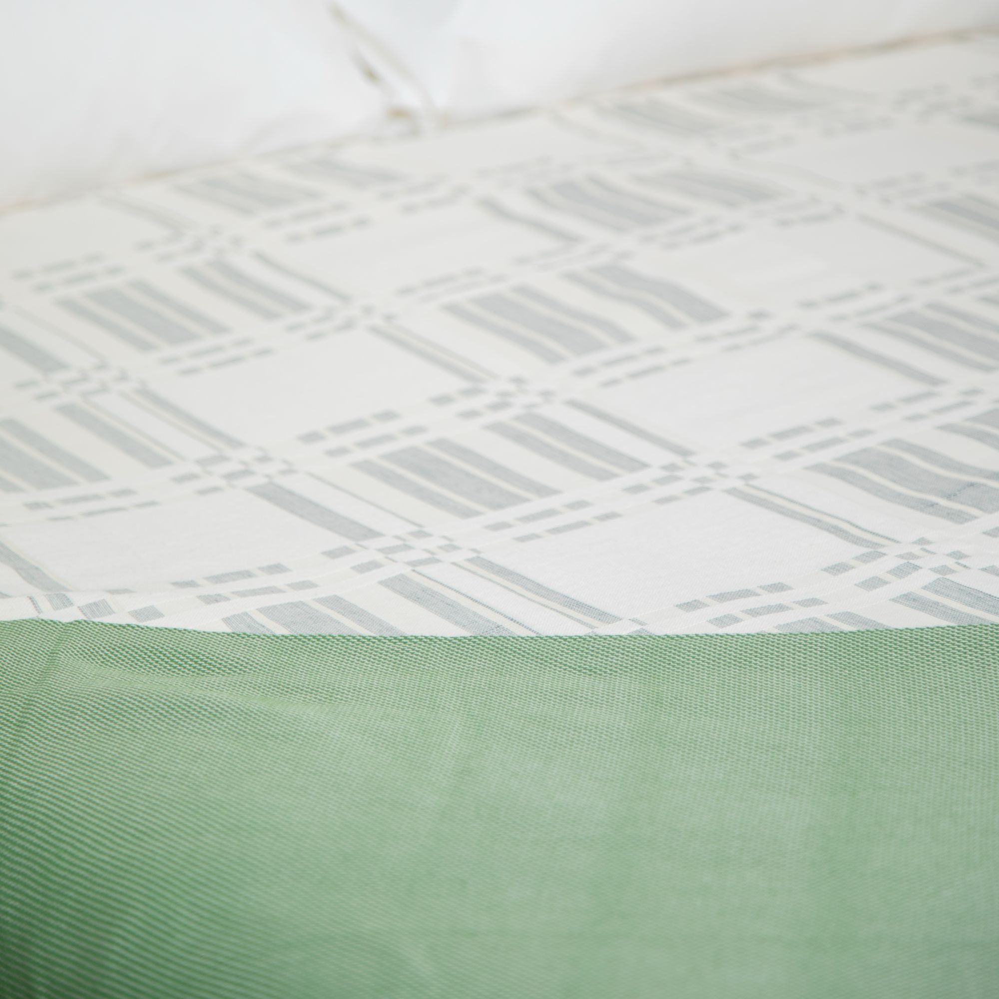 Zarzakhan Handmade Cotton Coverlet ZR2