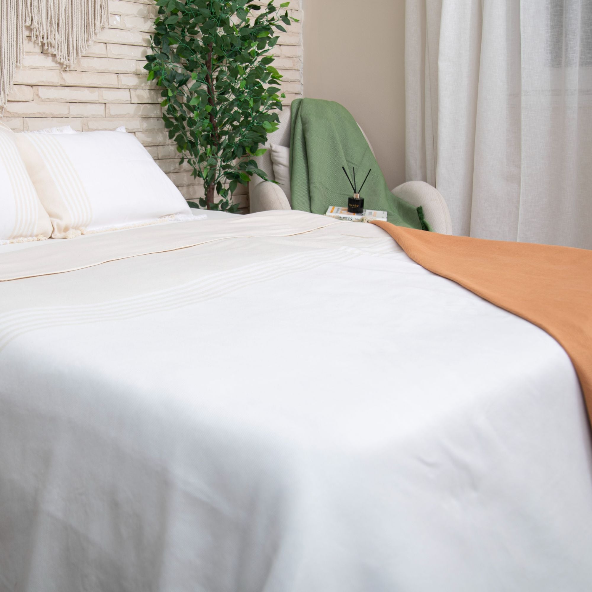 Taji Handmade Cotton Coverlet TA29