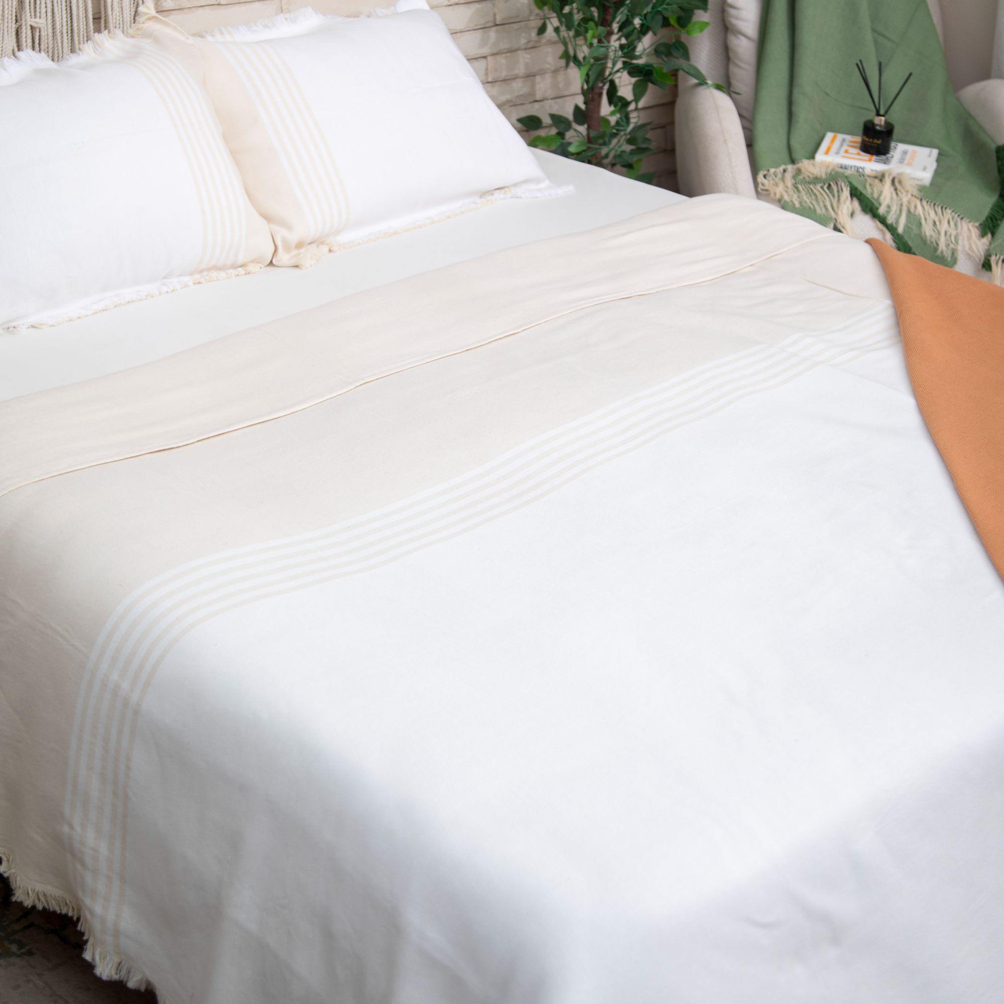 Taji Handmade Cotton Coverlet Single SN29