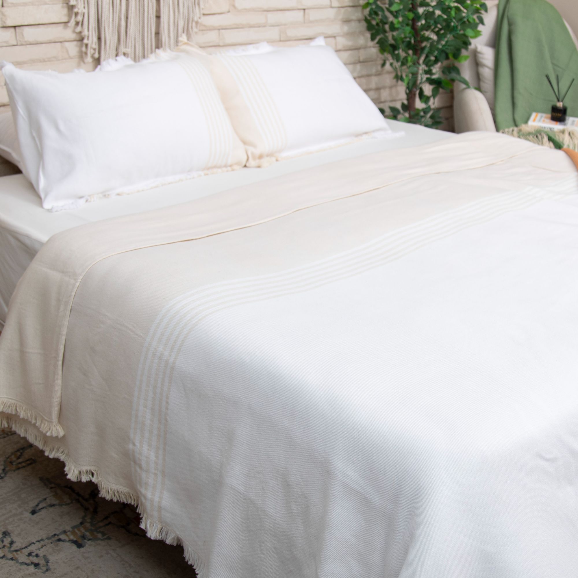 Taji Handmade Cotton Coverlet Single SN29