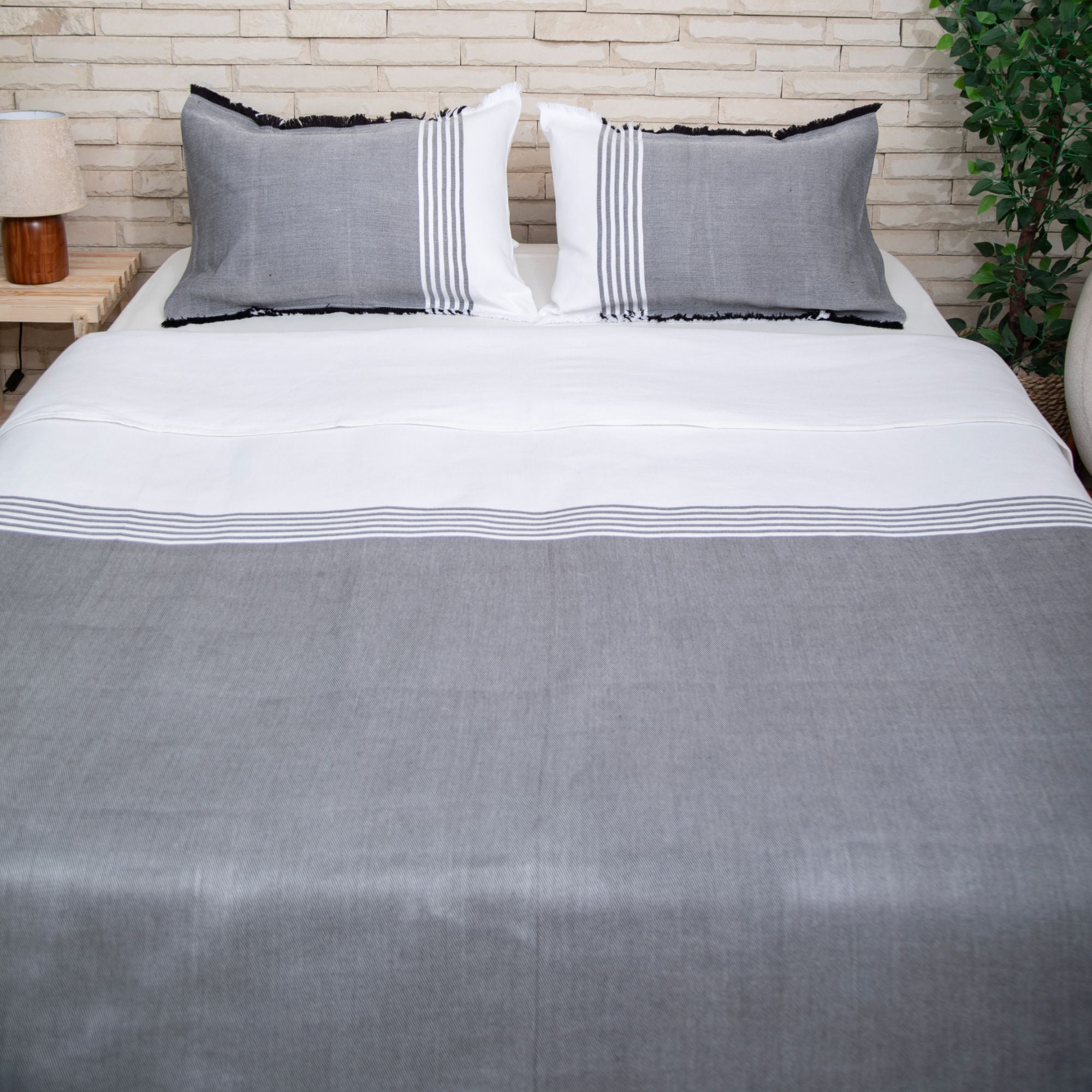 Taji Handmade Cotton Coverlet TA13