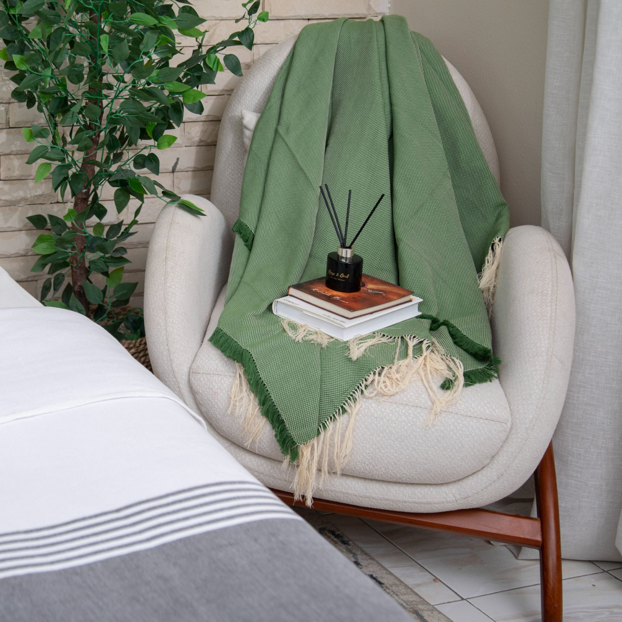 Taji Handmade Cotton Coverlet TA13