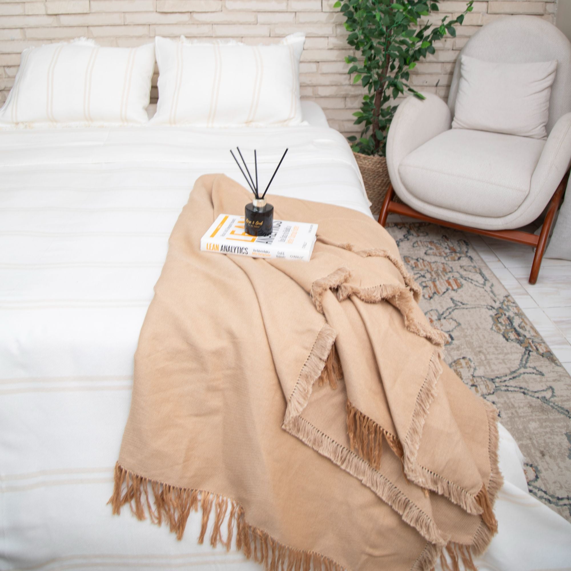 Taji Handmade Cotton Coverlet TA16