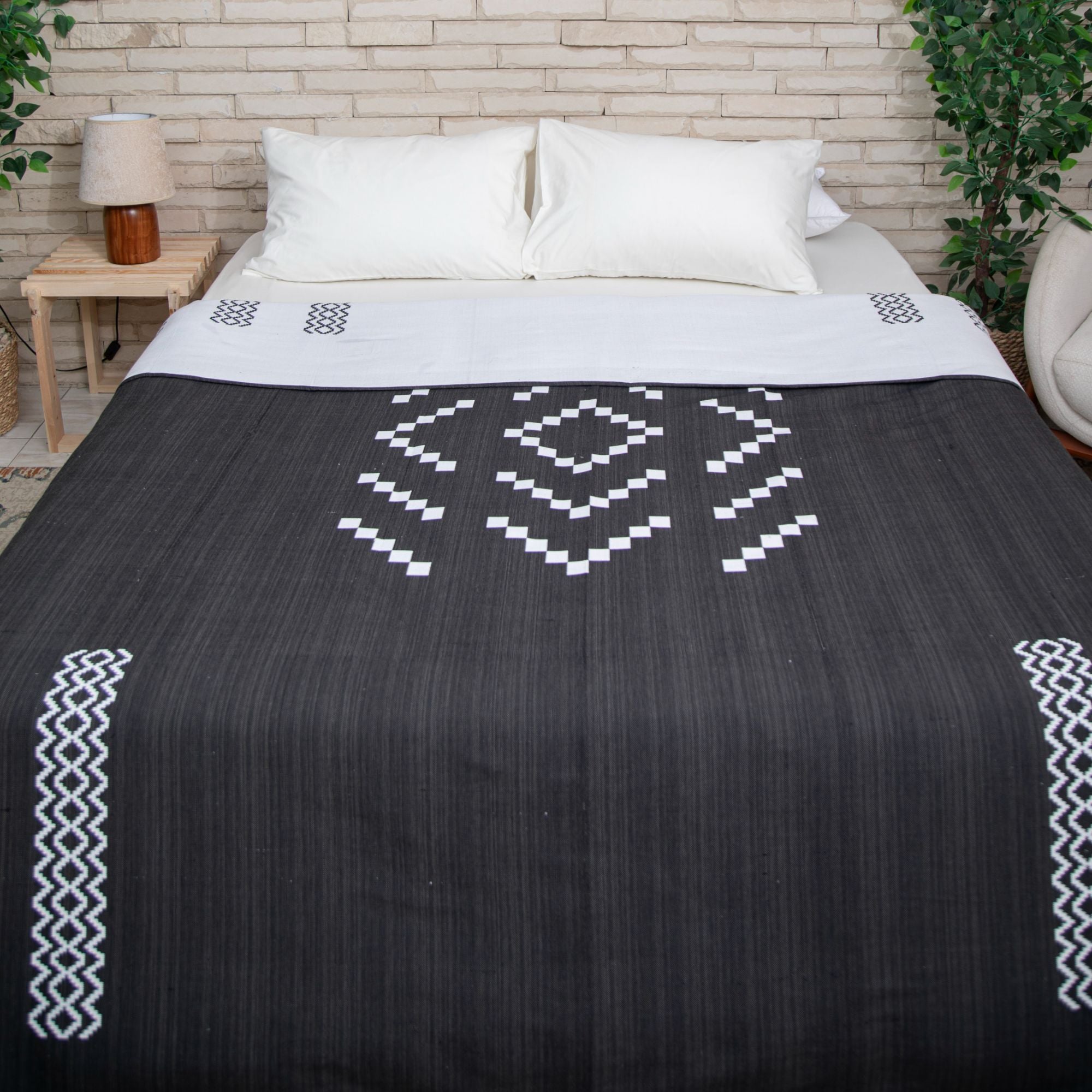 Kinar Handmade Cotton Coverlet KN3