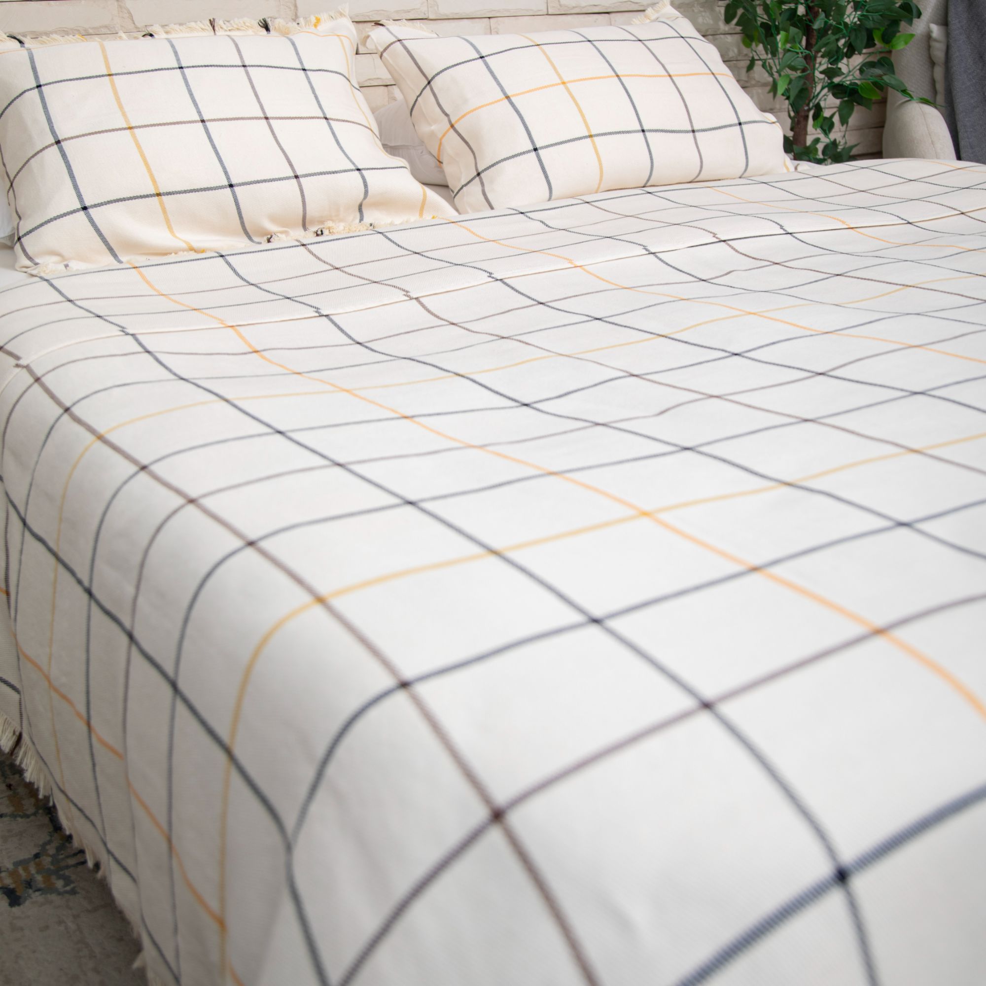 Taji Handmade Cotton Coverlet TA25