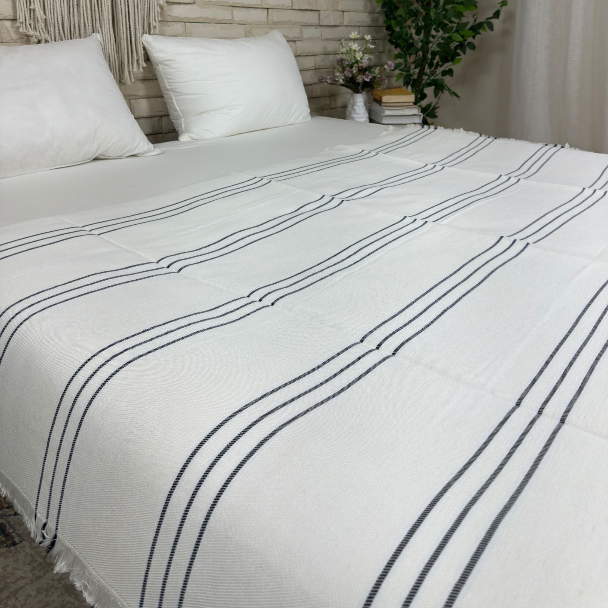 Taji Handmade Cotton Coverlet Single SN6