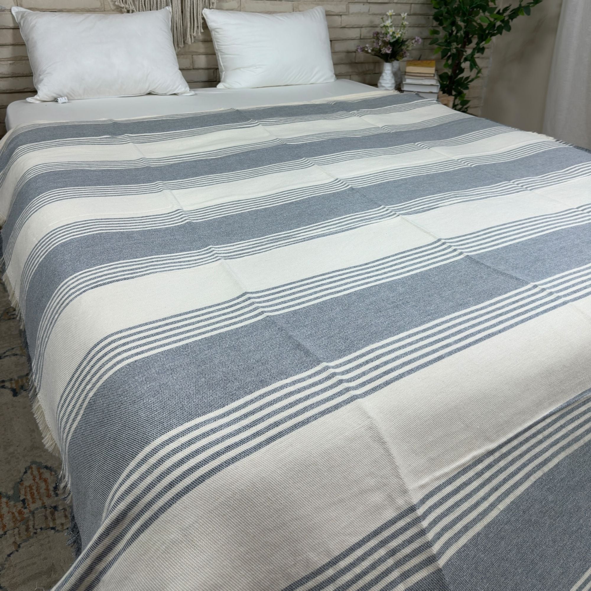 Taji Handmade Cotton Coverlet Single SN11