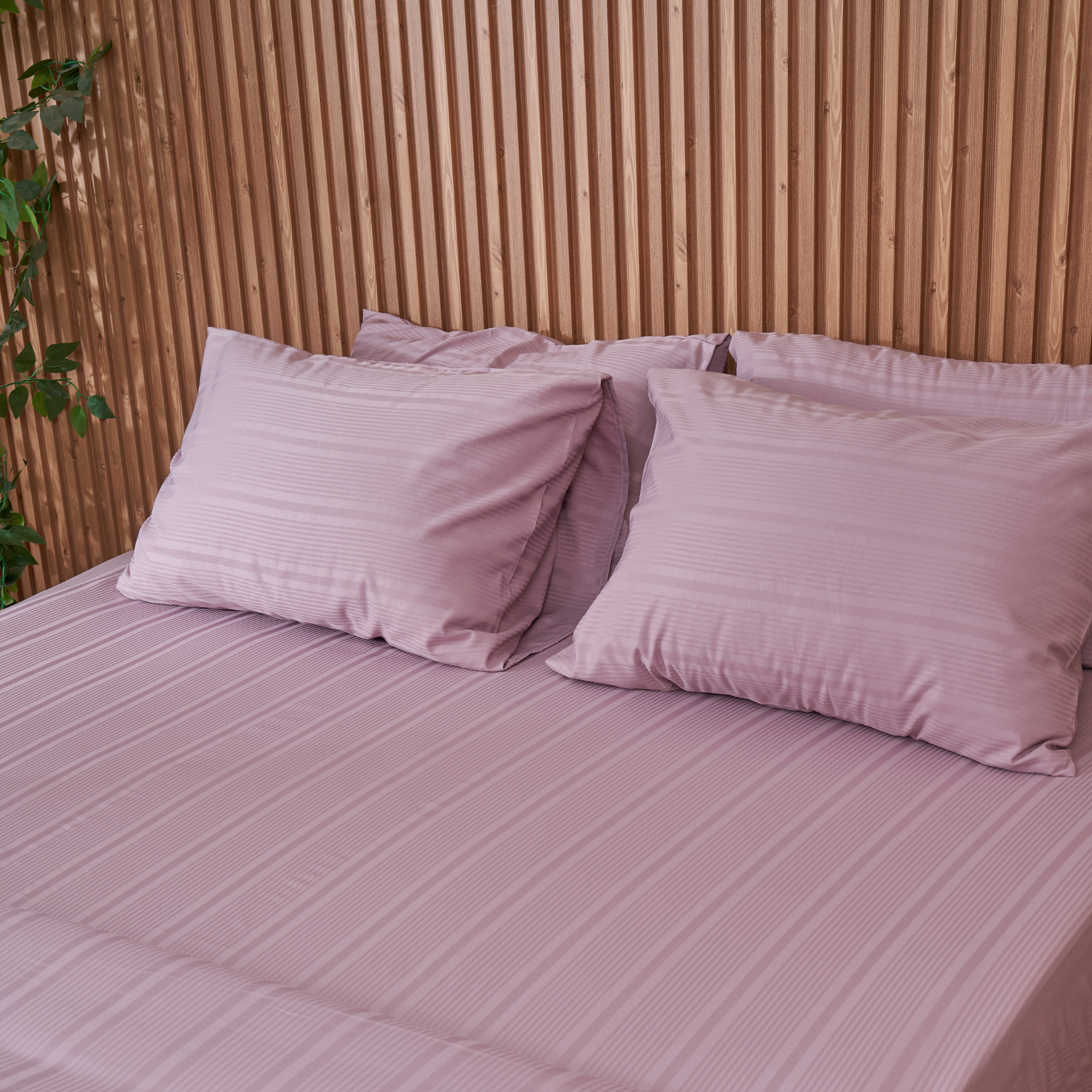 Sateen Stripe Fitted Sheet + Pillowcases (400TC)