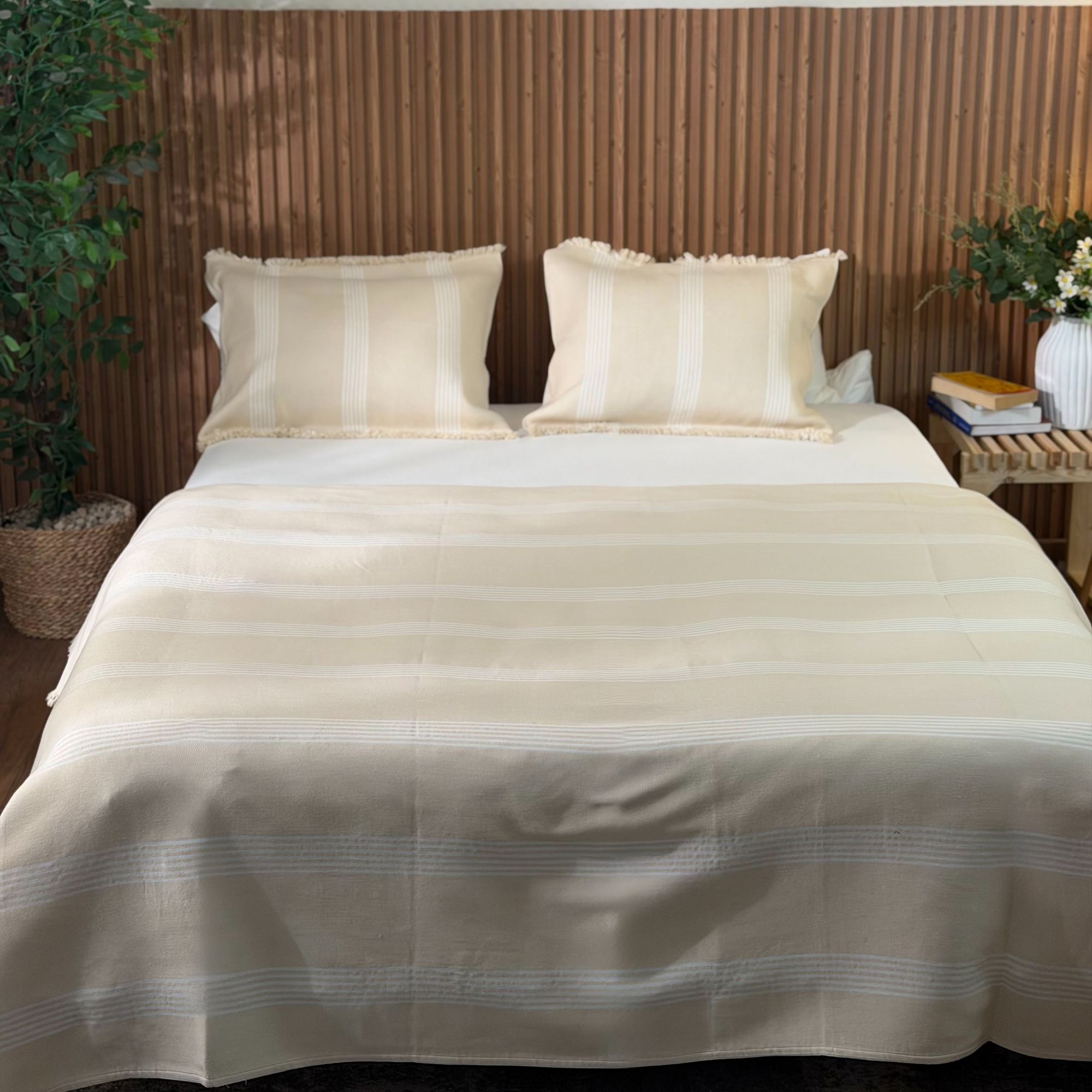 Taji Handmade Cotton Coverlet TA28