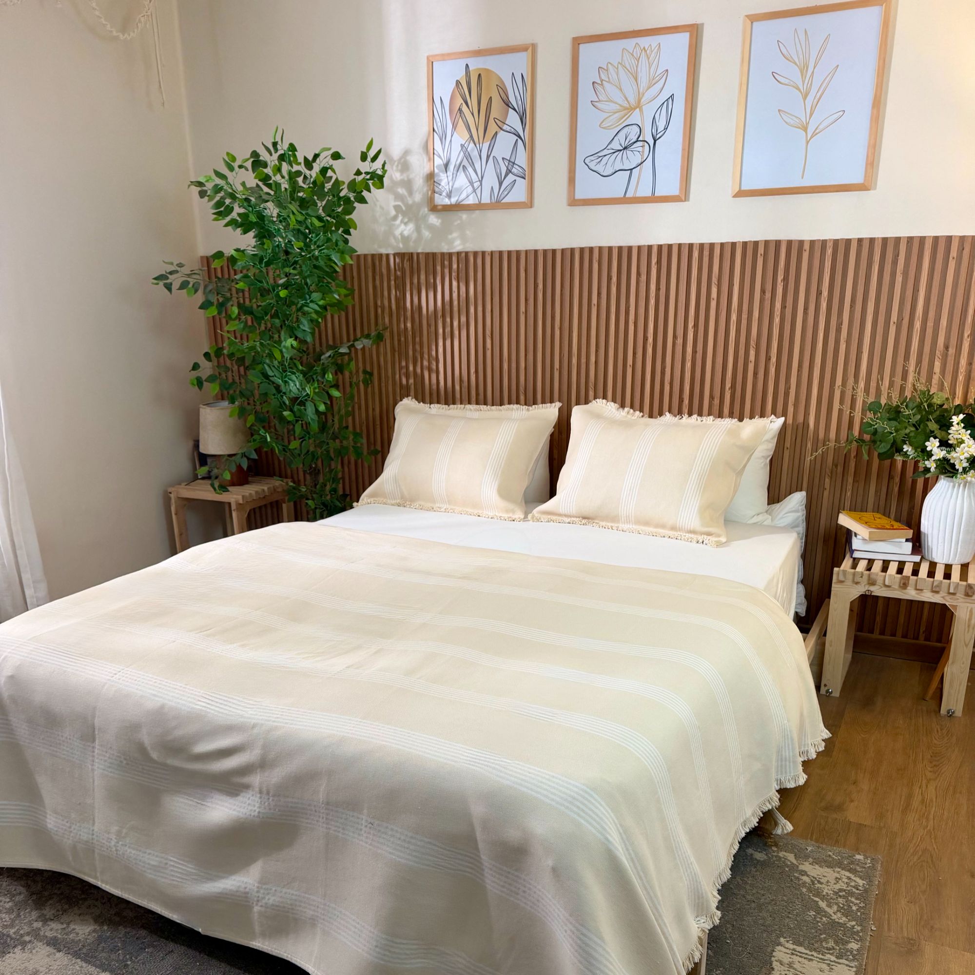 Taji Handmade Cotton Coverlet TA28