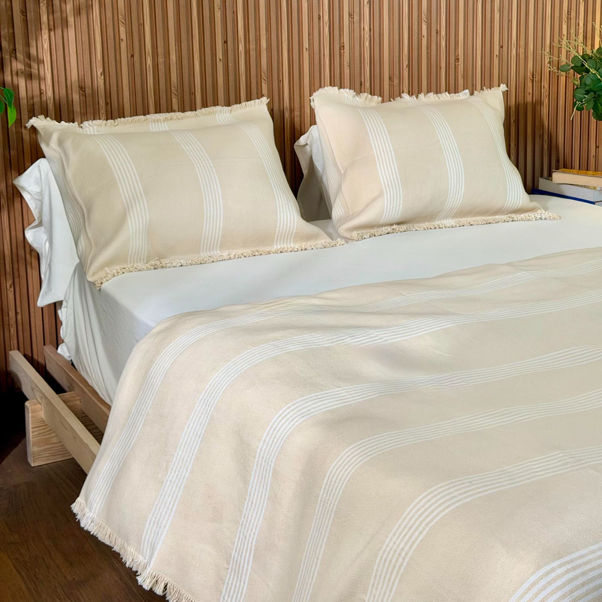 Taji Handmade Cotton Coverlet TA28