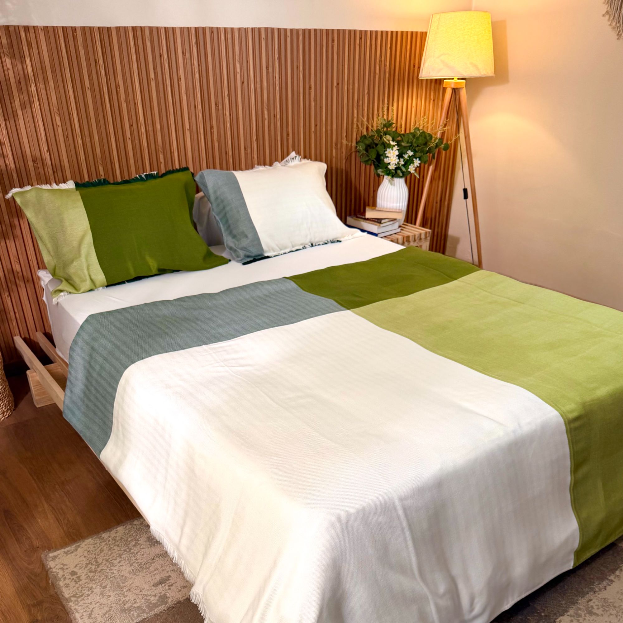 Taji Handmade Cotton Coverlet TA64
