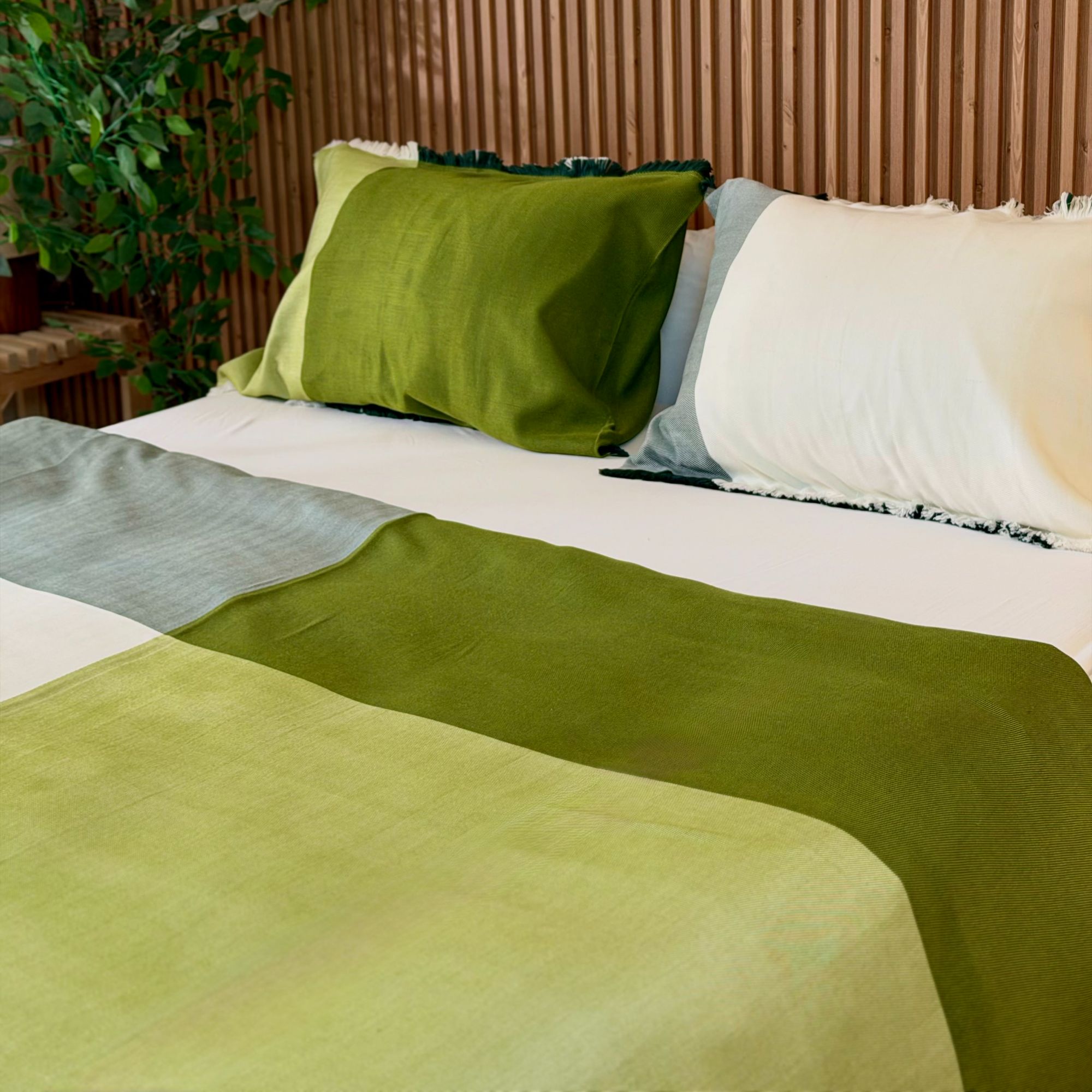 Taji Handmade Cotton Coverlet TA64